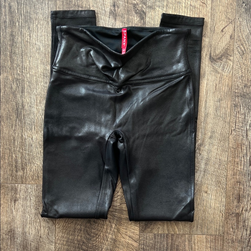 Women’s Spanx Black Faux Leather Leggings